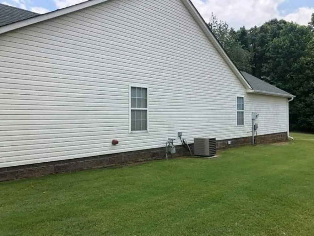 Top-rated yard maintenance experts serving Jackson, TN - D Touch