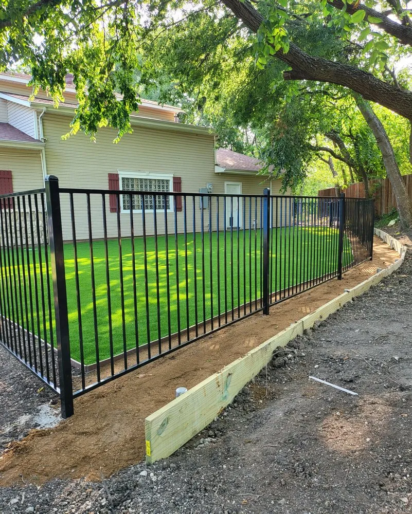 Expert residential landscaping for homes across Commerce, TX - D-Z Landscape And Christmas Lights