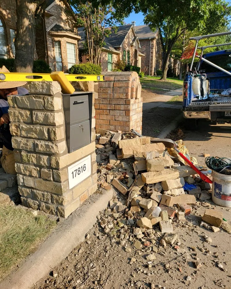 Local garden landscaping for residential properties in Commerce, TX by D-Z Landscape And Christmas Lights