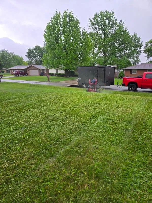 Trusted yard maintenance for residential properties in Anderson, IN by D3 Lawn Maintenance