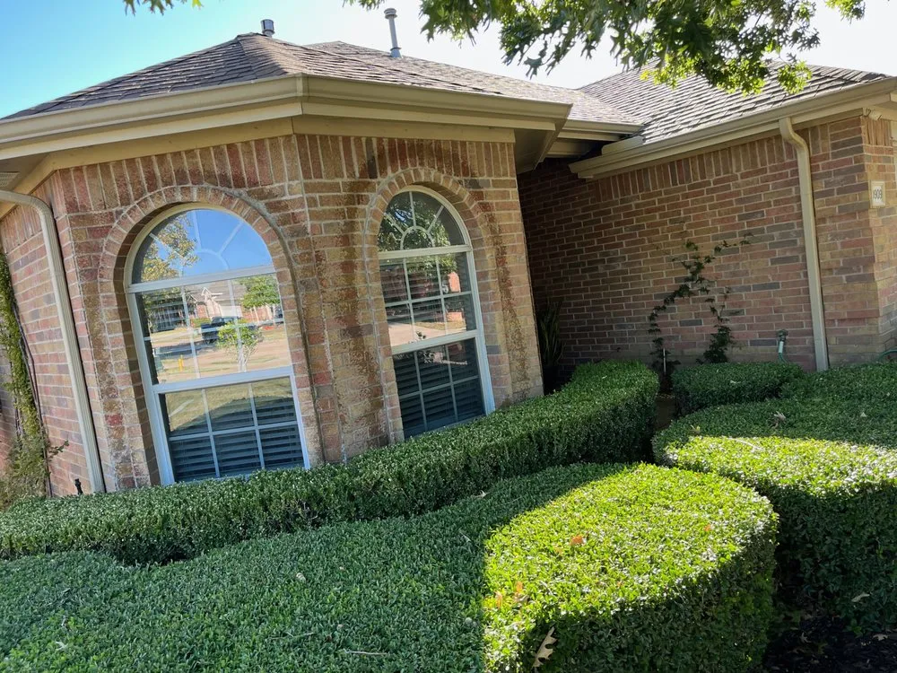 Trusted lawn mowing service in Frisco, TX - D5 Lawn Care