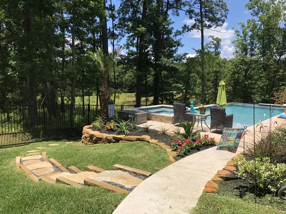 Expert lawn mowing service for homes across Willis, TX - D7 Tree Service and Landscaping