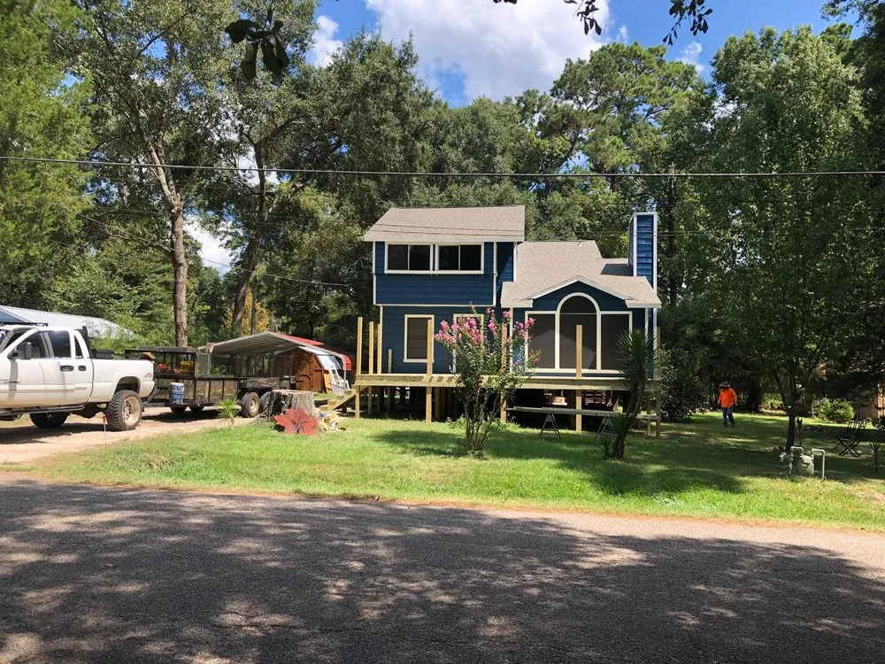 Affordable landscape installation for homes in Willis, TX by D7 Tree Service and Landscaping