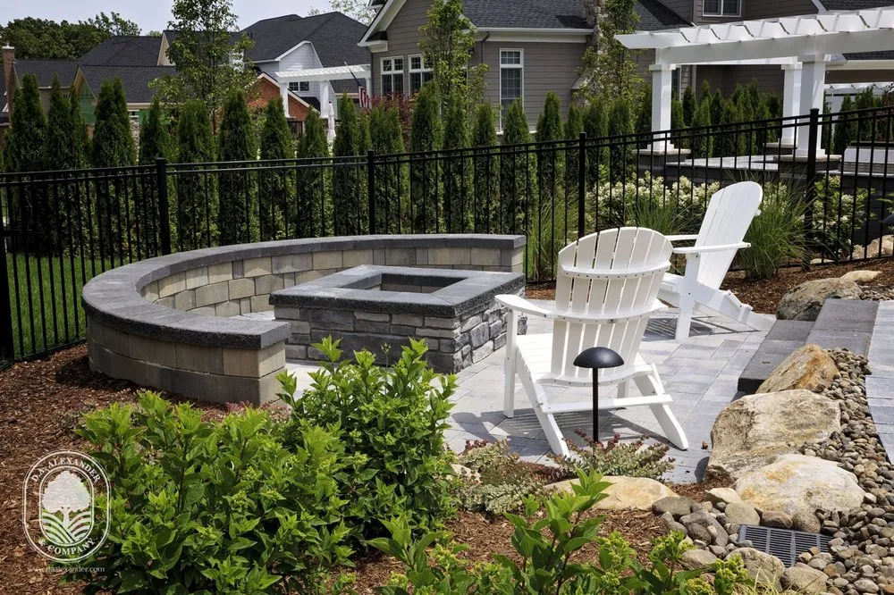 Affordable yard cleanup service experts serving Livonia, MI - DA Alexander & Company