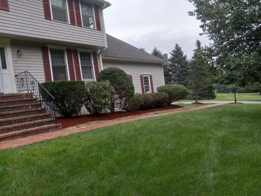 Trusted lawn care service experts serving Lawrence, MA - D&A  Amazing Landscaping