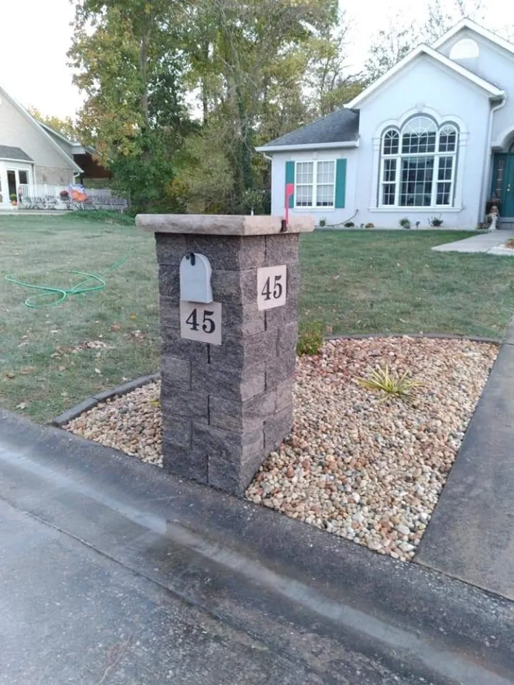 Expert residential landscaping near you in Belleville, IL by DA Concrete & Landscaping
