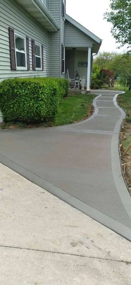 Professional outdoor landscaping near you across Belleville, IL - DA Concrete & Landscaping