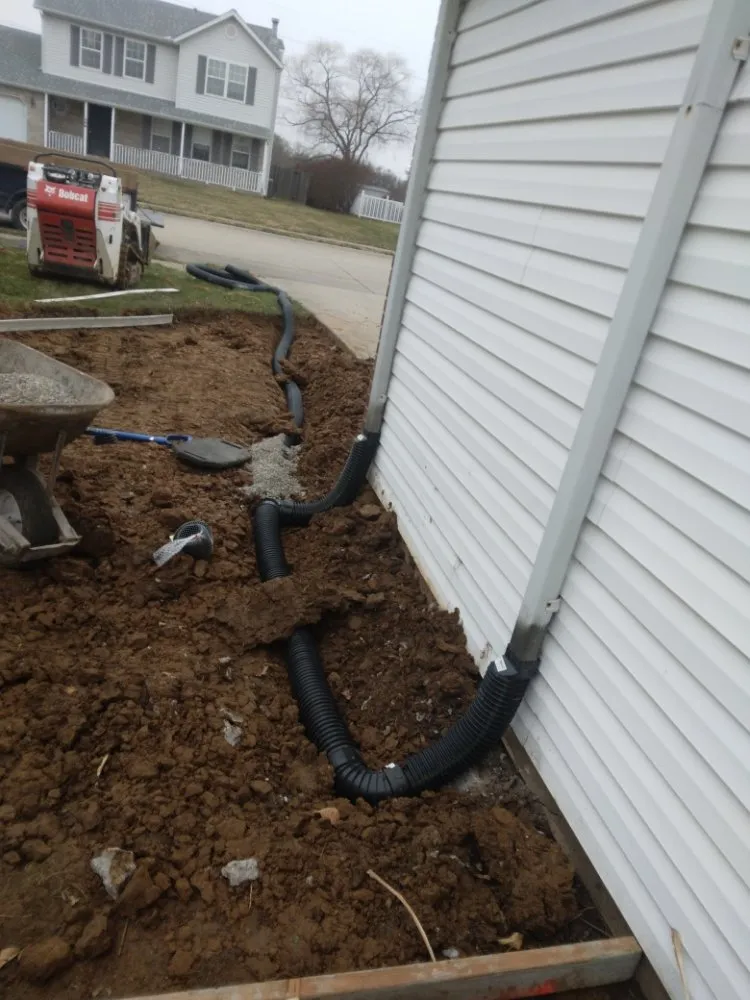 Reliable lawn mowing service for year-round maintenance across Belleville, IL - DA Concrete & Landscaping