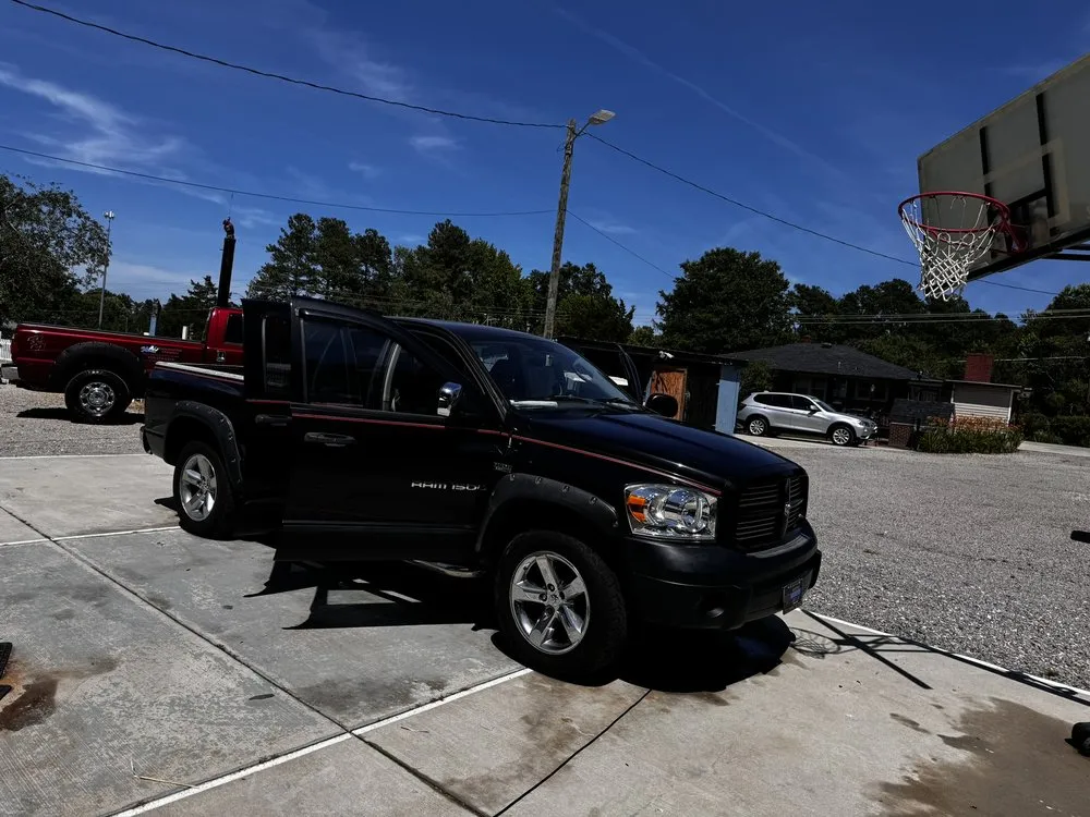 Affordable landscape design in Henderson, NC by Da Dirty Bubble Detailing