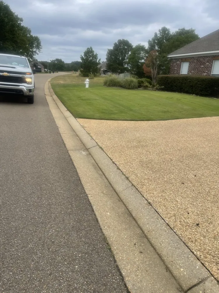 Professional landscape installation in Jackson, MS - Da Grass king