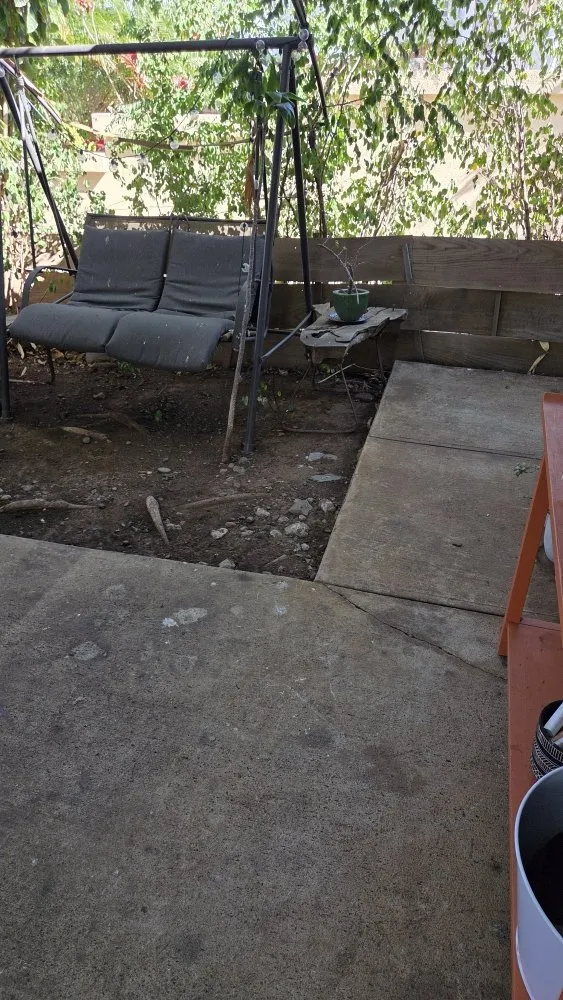 Expert yard maintenance in Wailea-Makena, HI by Da Handy Man