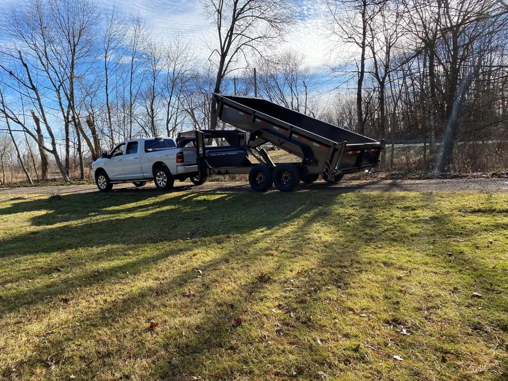 Top-rated lawn care service experts serving Canal Fulton, OH - D&A Hauling Services