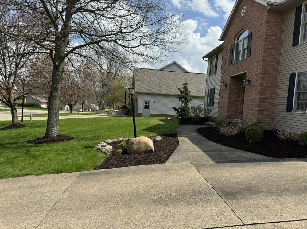 Professional lawn mowing service in Canal Fulton, OH by D&A Hauling Services