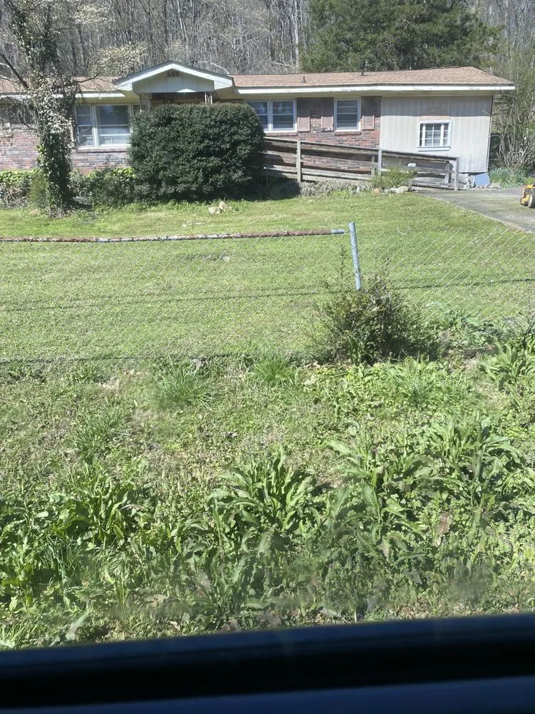 Affordable lawn mowing service in Rockmart, GA - D&A Landscaping