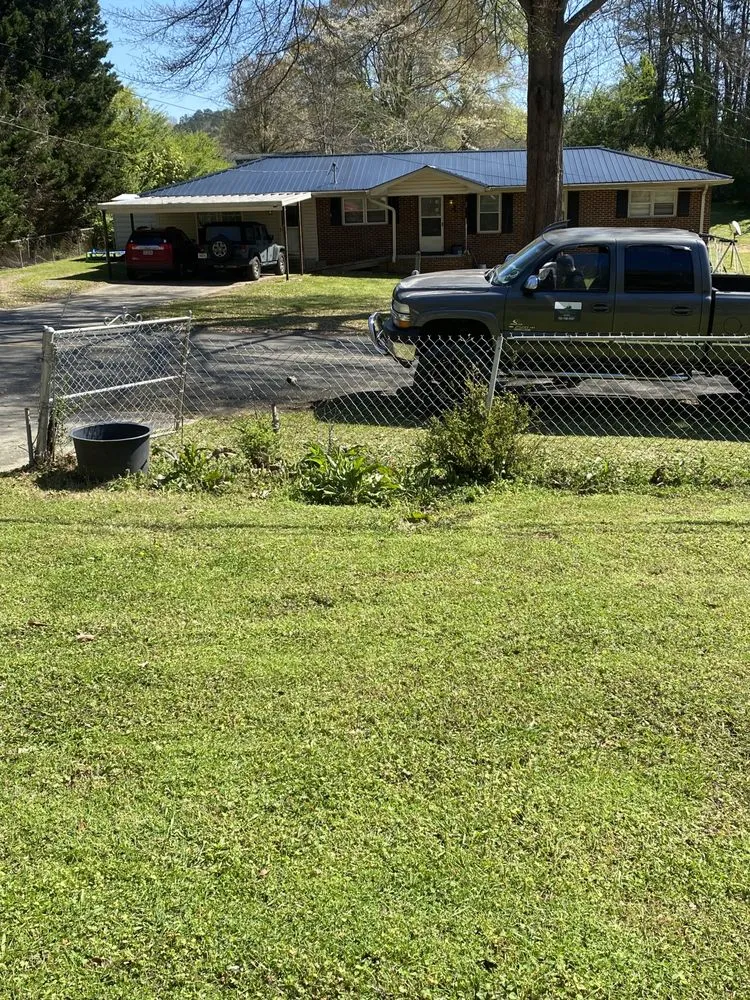 Local yard cleanup service in Rockmart, GA by D&A Landscaping