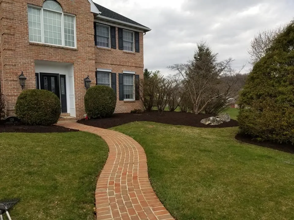 Reliable lawn mowing service for year-round maintenance across Bernville, PA - D&A Lawn & Landscape Service