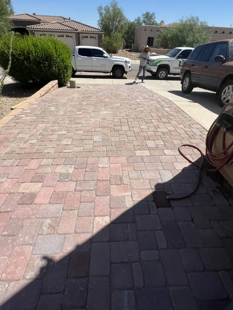 Affordable yard maintenance experts serving Valencia West, AZ - D&A Services