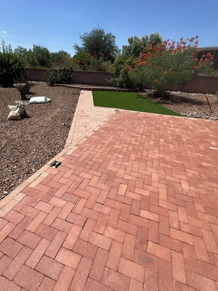 Local lawn mowing service with custom design across Valencia West, AZ - D&A Services