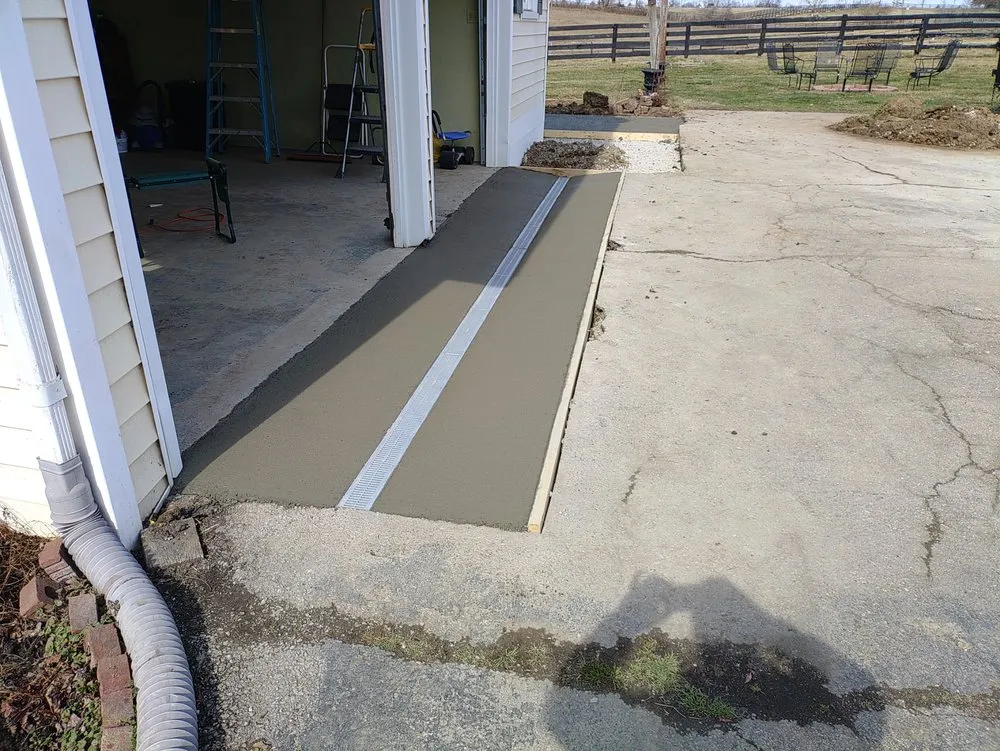 Reliable yard maintenance experts serving Sadieville, KY - Dabs Hardscapes Landscape and Drainage