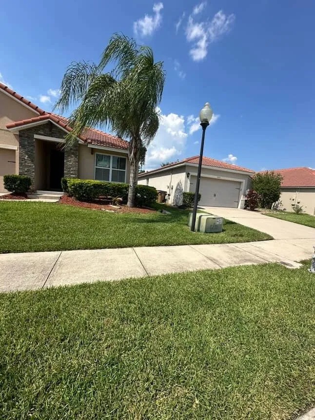 Reliable residential landscaping in Orlando, FL by Dad Services