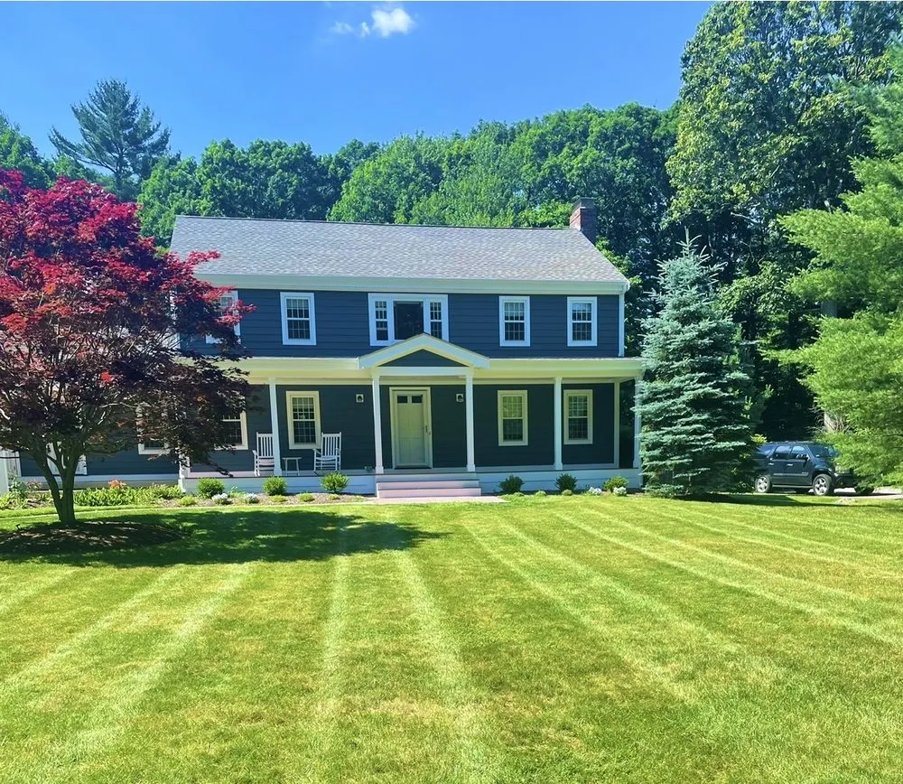 Top-rated lawn mowing service in Medfield, MA by Dad Vs Lawn