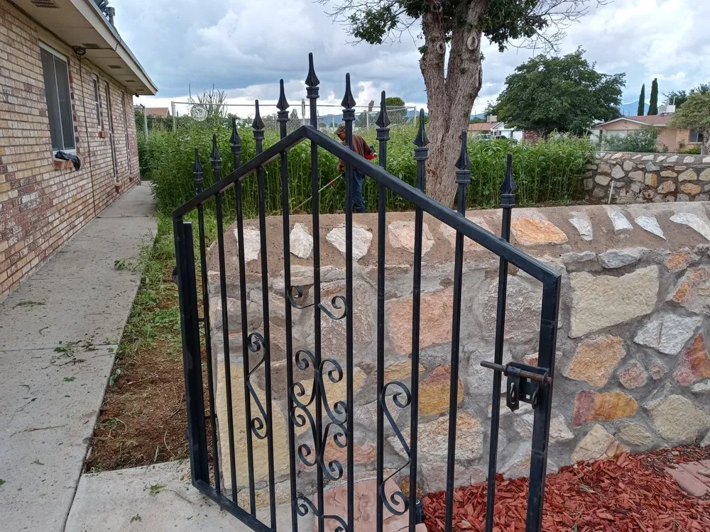 Reliable garden landscaping in El Paso, TX by Daddy's Lawn Service