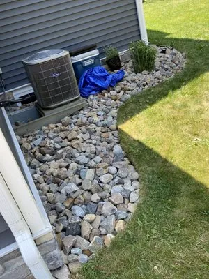 Dadismans Custom Landscaping Logo