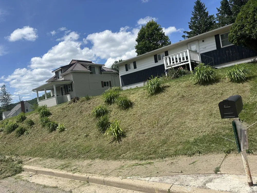 Affordable garden landscaping in Richland Center, WI - DADOUN Landscaping & Labor