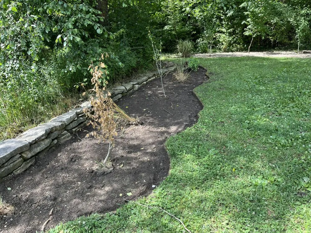 Local residential landscaping experts serving West Jefferson, OH - Dads Lawn Care and Landscaping