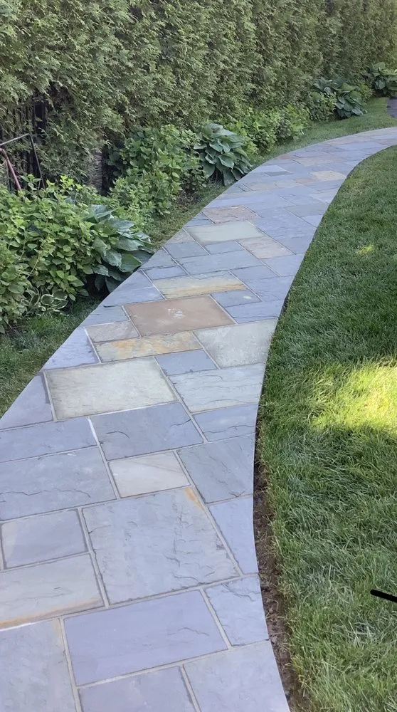 Top-rated garden landscaping with custom design across Greenwood, IN - Dahl House Lawn Care