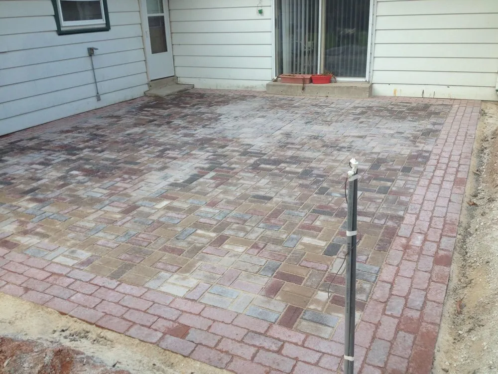 Custom landscape design experts serving Waukesha, WI - Dahl's Landscape & Design