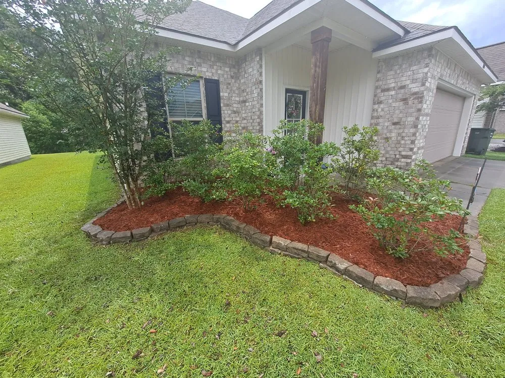 Reliable residential landscaping in Denham Springs, LA - Daigre's Lawn Care