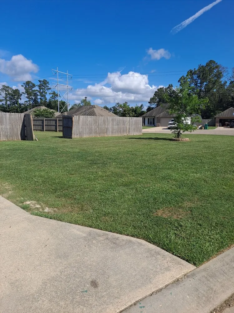 Trusted landscape installation in Denham Springs, LA by Daigre's Lawn Care