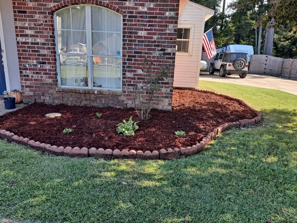 Trusted lawn care service in Denham Springs, LA by Daigre's Lawn Care