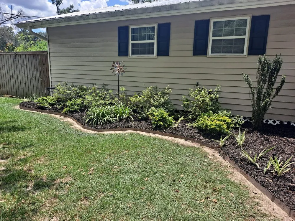 Local lawn mowing service in Denham Springs, LA by Daigre's Lawn Care