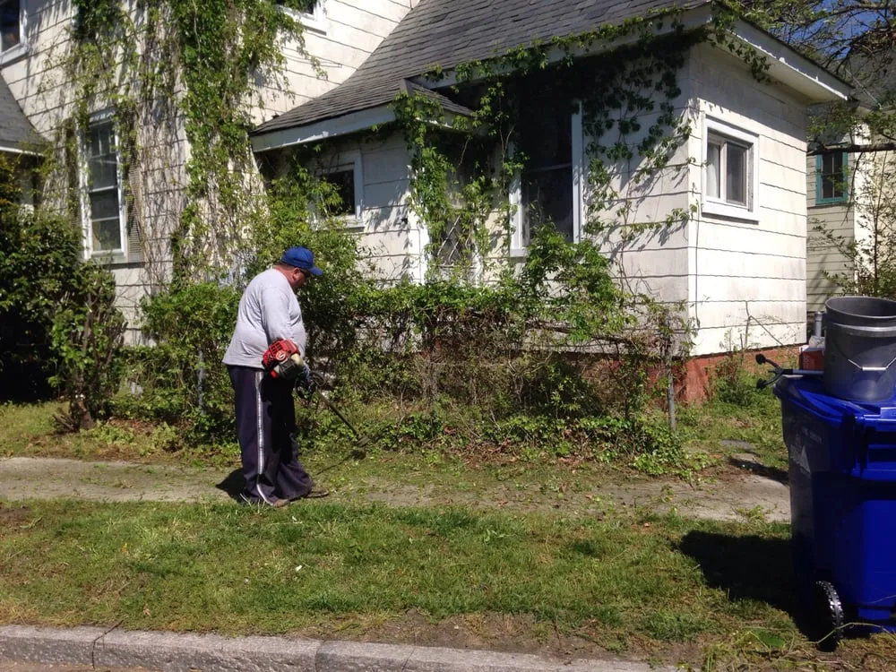 Reliable residential landscaping with custom design in Chesapeake, VA by Dails Lawn Care