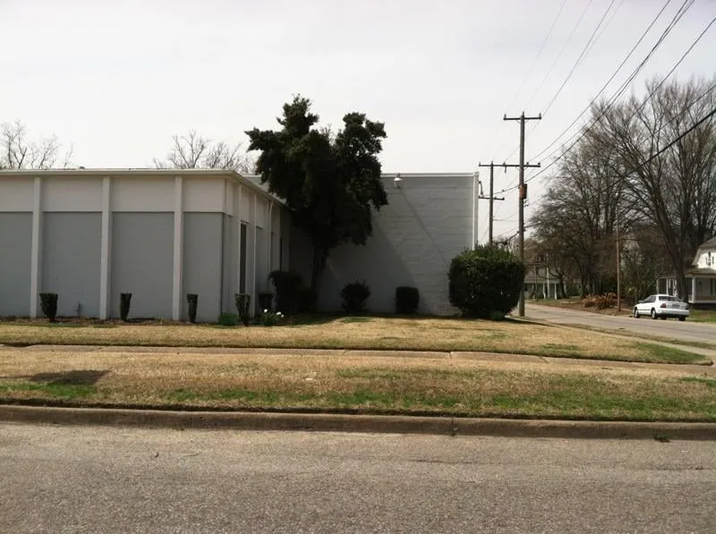 Custom outdoor landscaping in Chesapeake, VA by Dails Lawn Care