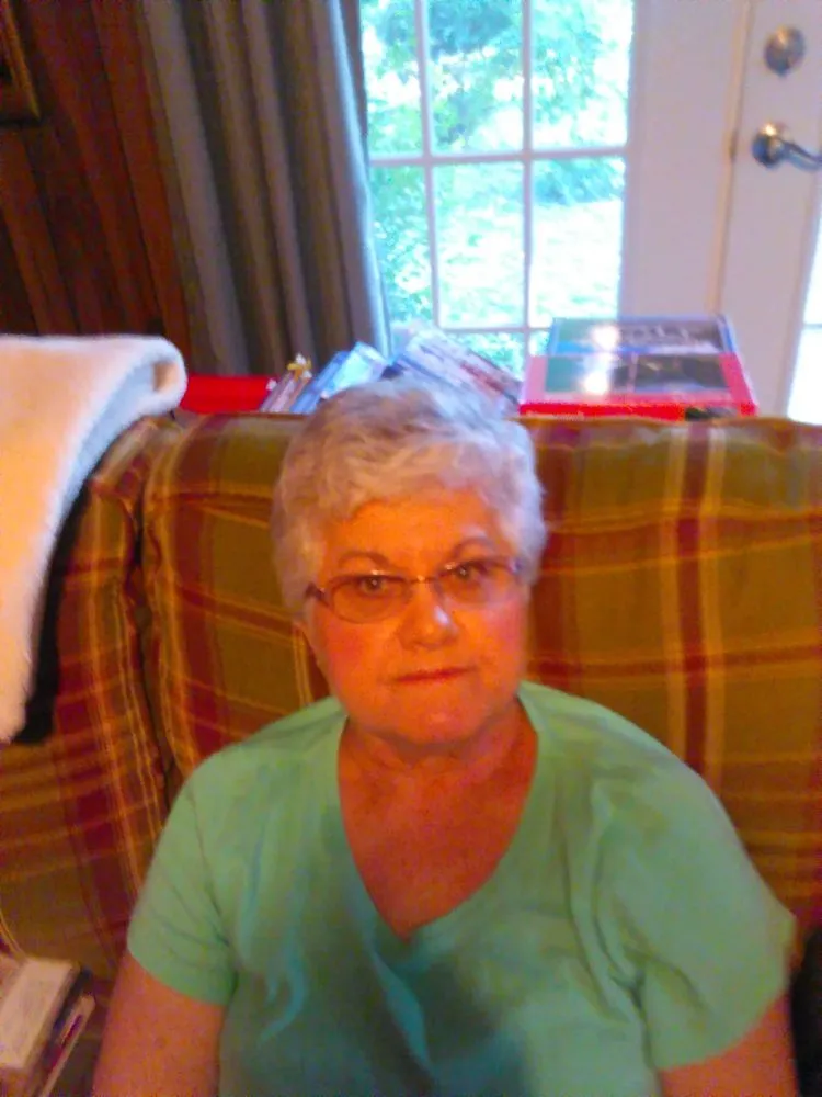 Custom yard maintenance for year-round maintenance across Evansville, IN - Daily Lawn & Landscape