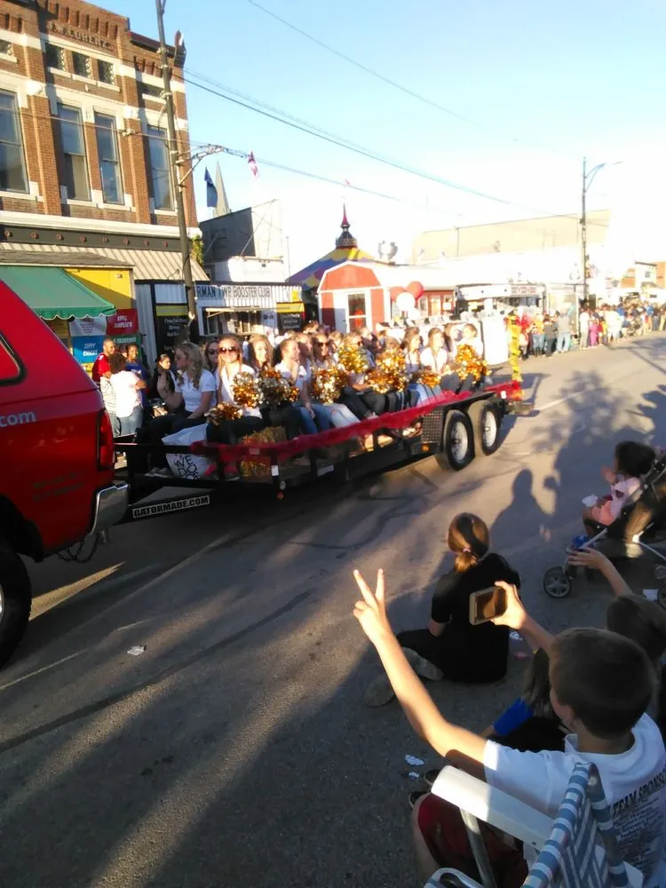 Affordable landscape design experts serving Evansville, IN - Daily Lawn & Landscape