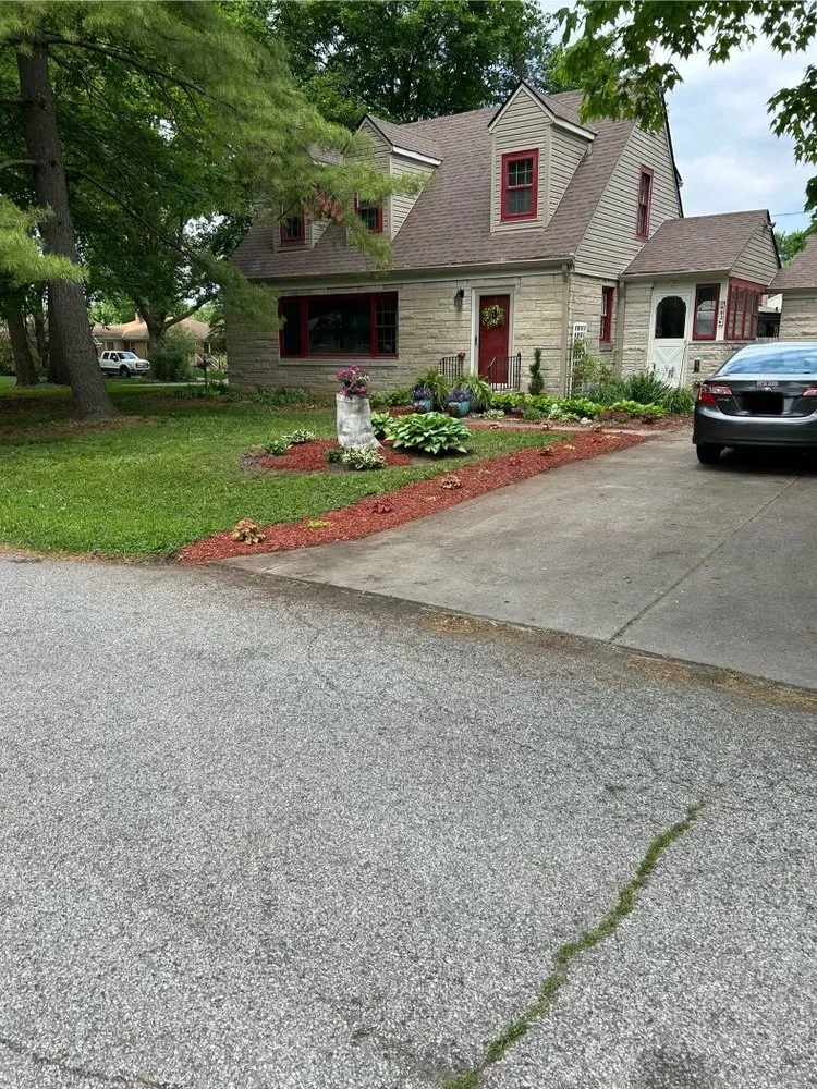 Reliable outdoor landscaping in Indianapolis, IN by Daily Lawn Lover