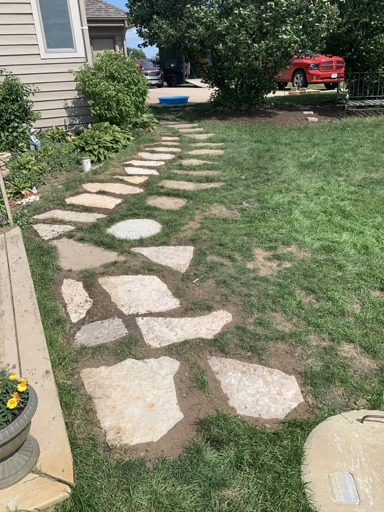 Professional garden landscaping experts serving Okauchee Lake, WI - DairyLand-Scaping & more