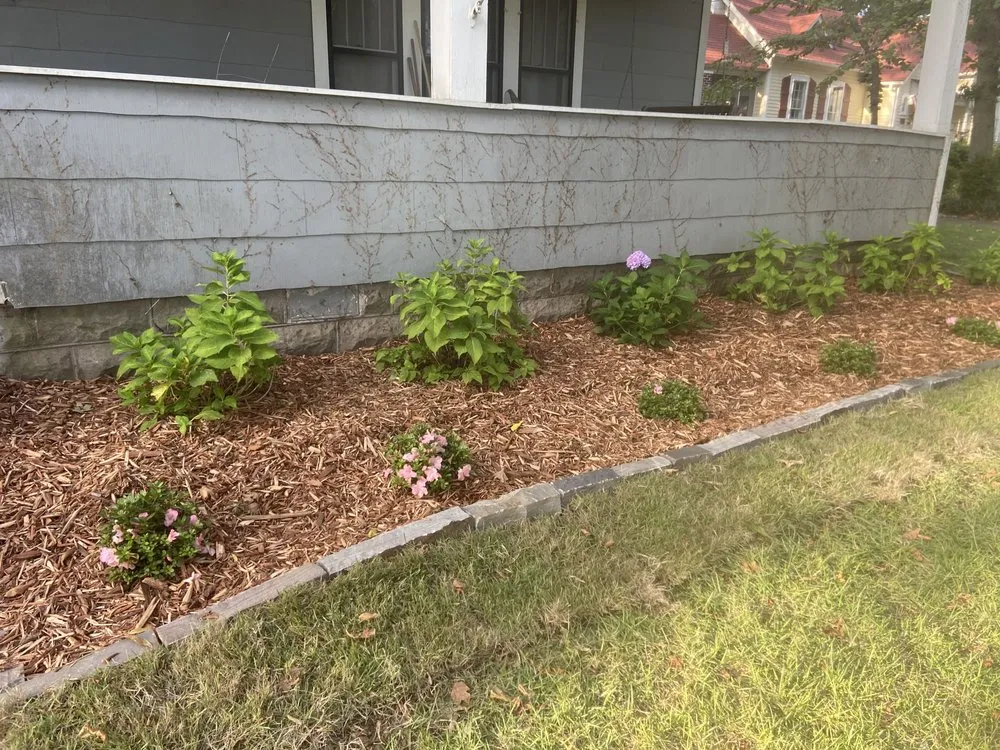 Expert landscape design in Lorain, OH - Daisy's Lawncare & Snow Removal