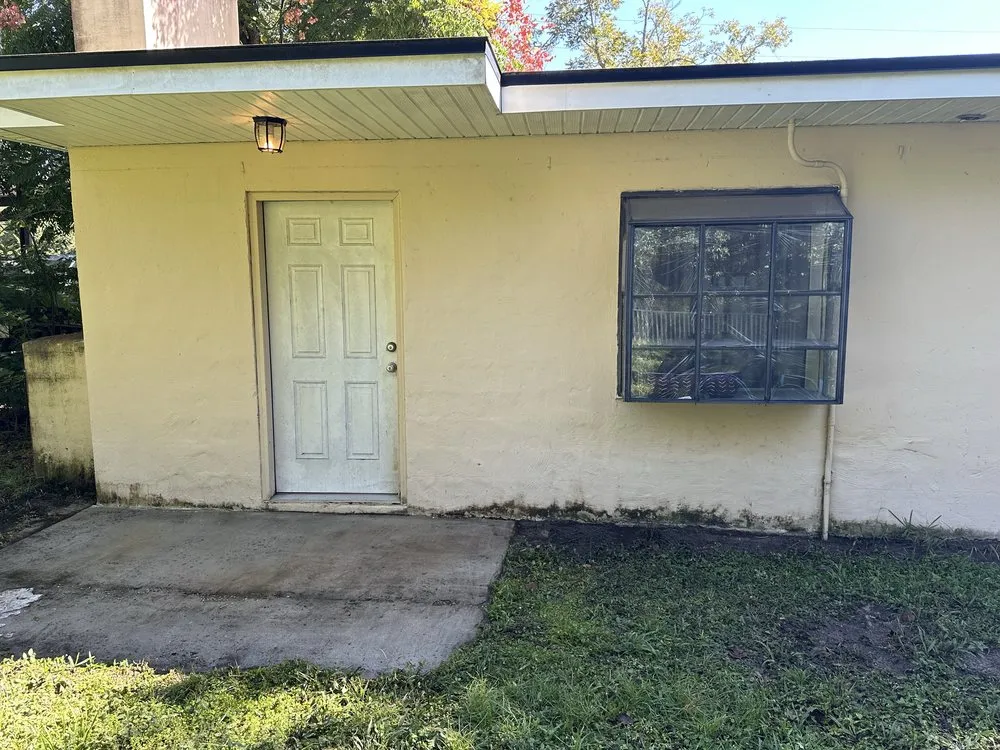 Affordable lawn mowing service in Jacksonville, FL by Dakota Criner