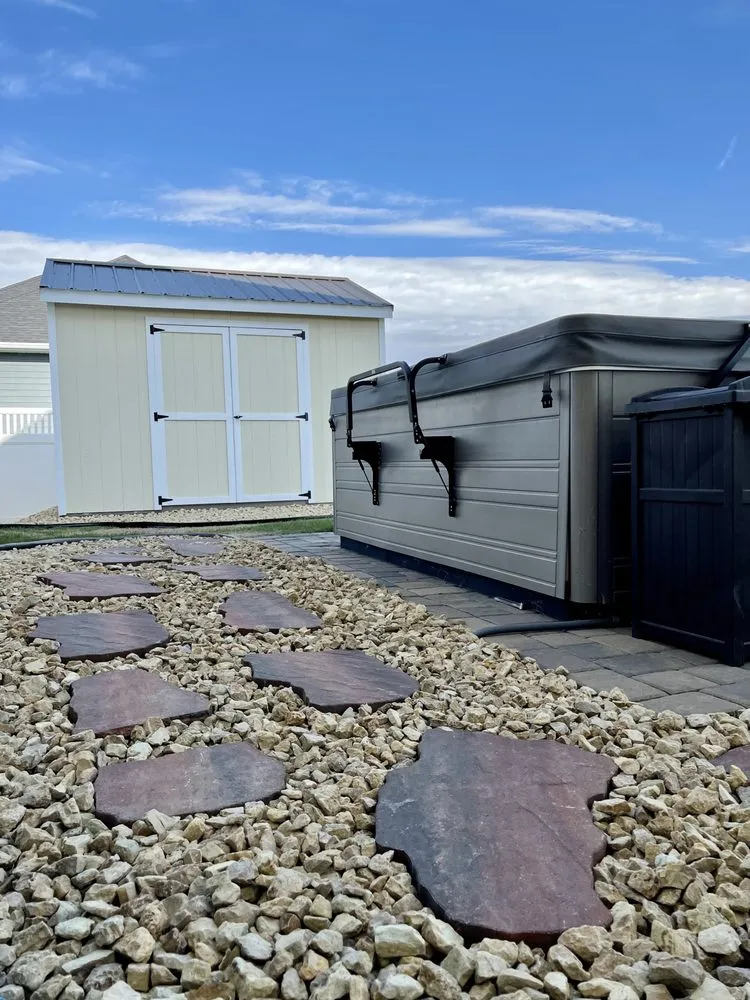 Professional lawn care service experts serving Grand Forks, ND - Dakota Lawn & Landscape