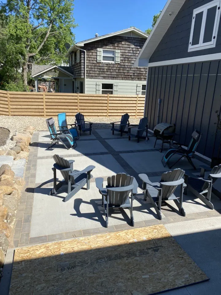 Reliable landscaping services experts serving Sioux Falls, SD - Dakota Maintenance