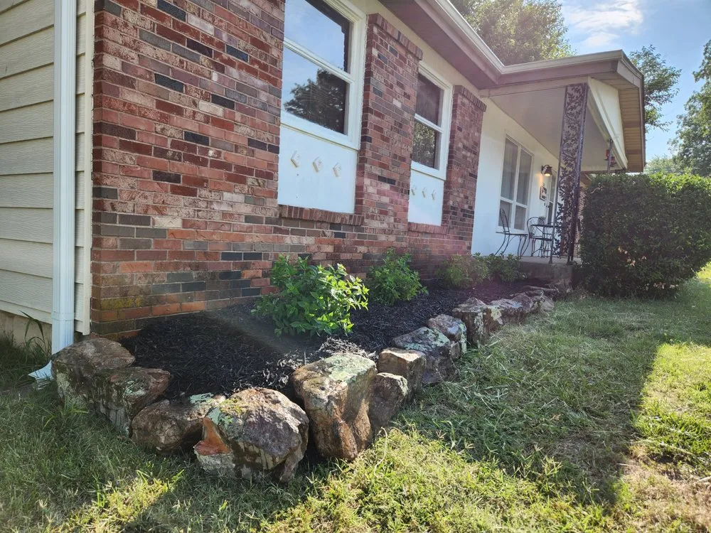 Trusted landscape installation in Springfield, MO by Dakota's Landscaping