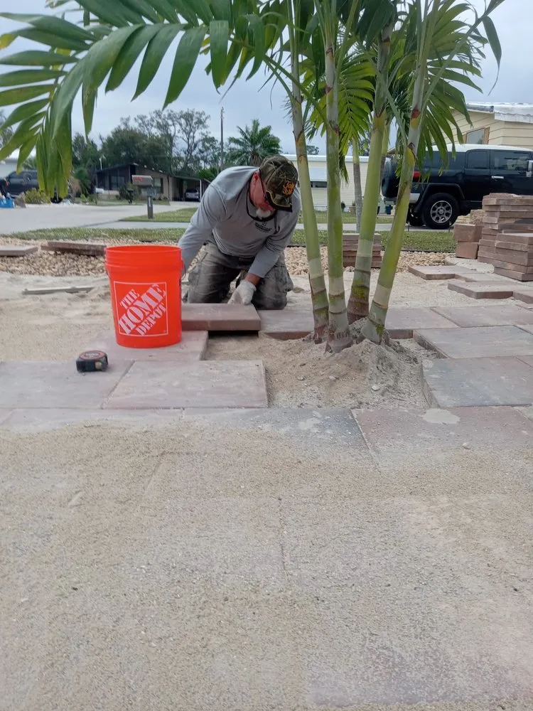 Local lawn care service for outdoor upgrades across North Fort Myers, FL - Dakota's Lawn & Tree Services