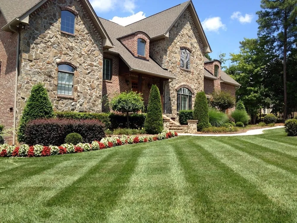Affordable garden landscaping for homes across Mooresville, NC - DalaCasa Landscape Management