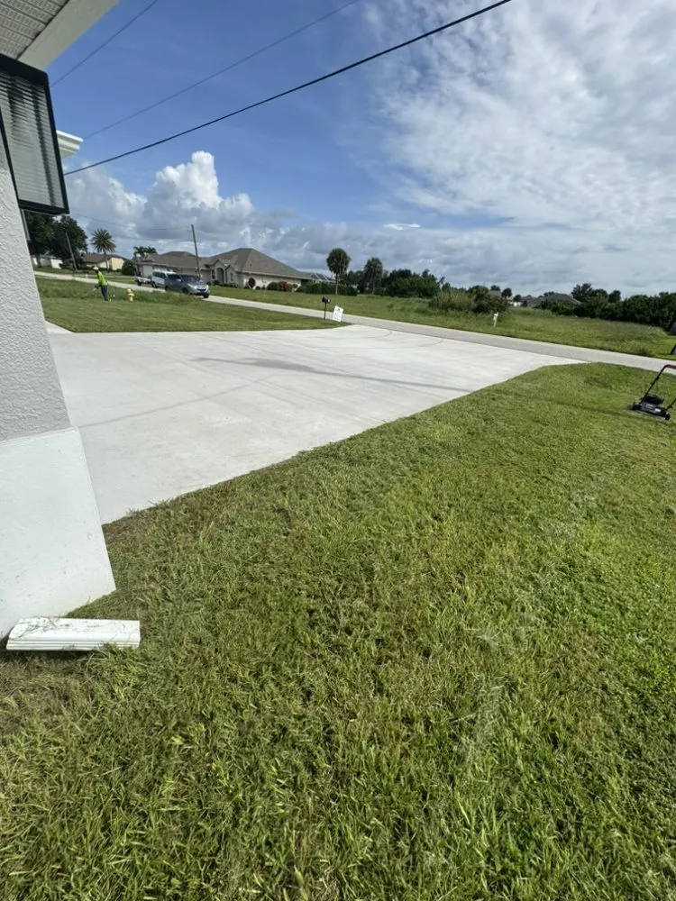 Expert landscaping services for outdoor upgrades across Pt Charlotte, FL - Dalas Lawn Service