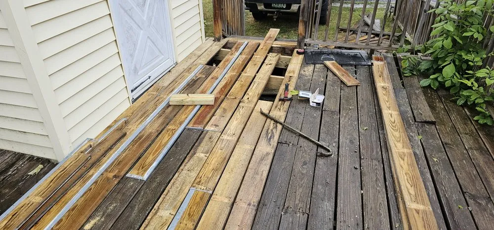 Local yard maintenance for residential properties across Swanton, VT - Dale and Sons